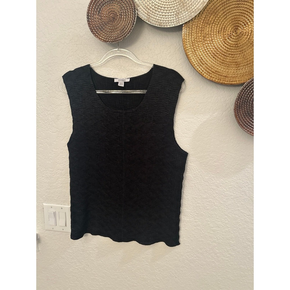 Dress Barn black textured sleeveless top size 18/20